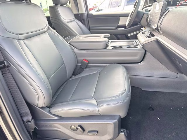 2026 Black Metallic Ford Expedition Active RWD SUV