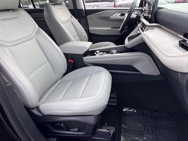 2026 Black Metallic Ford Explorer Active RWD SUV