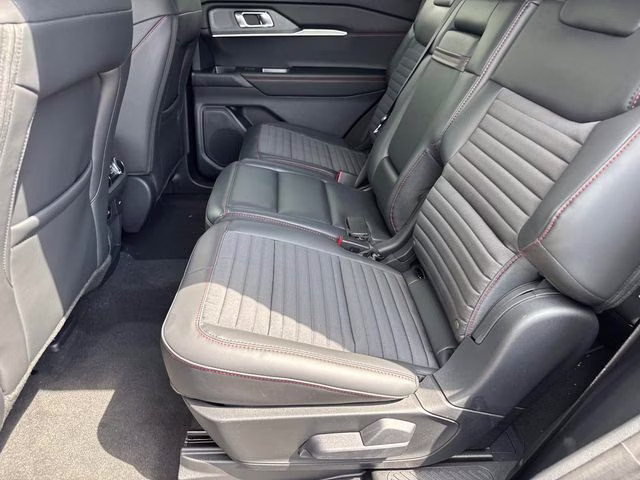 2026 Black Ford Explorer ST-Line RWD SUV