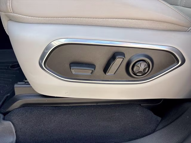 2024 Silver Jeep Wagoneer Series II 4X4 SUV