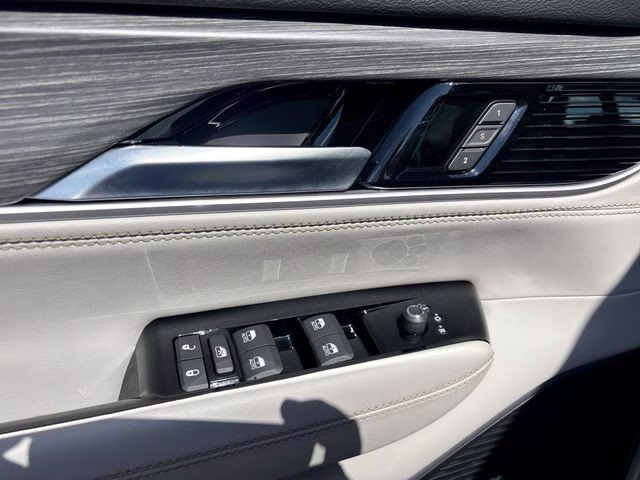 2024 Silver Jeep Wagoneer Series II 4X4 SUV