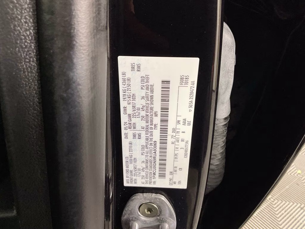 2024 Black Metallic Ford Escape Active FWD SUV