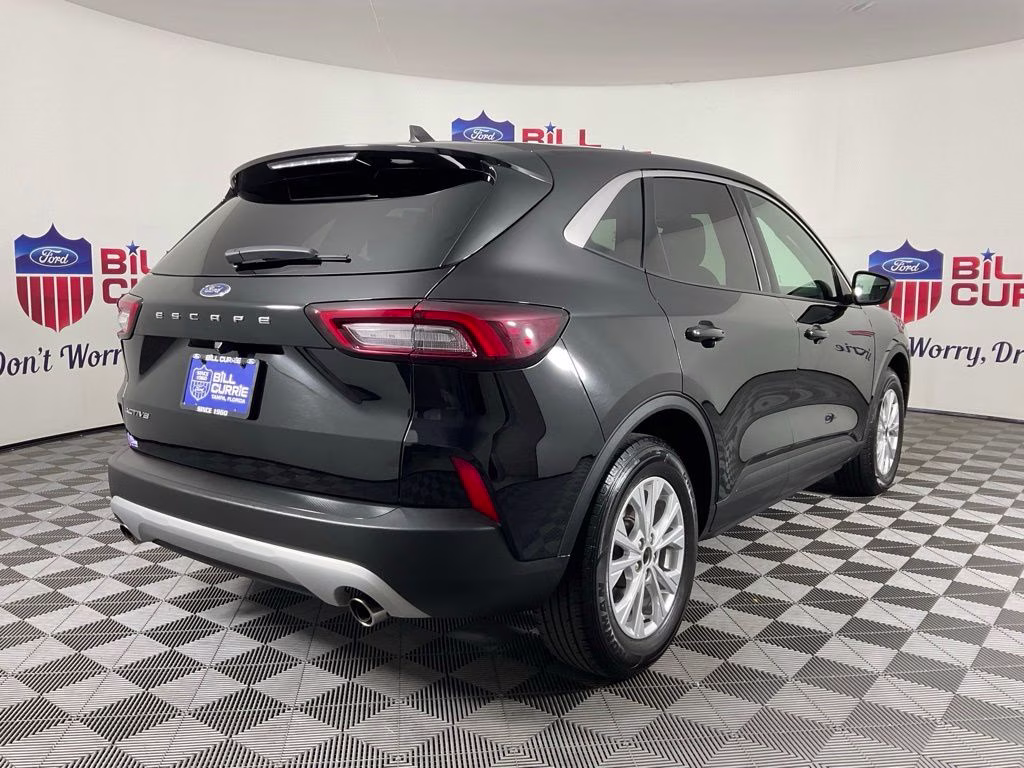 2024 Black Metallic Ford Escape Active FWD SUV