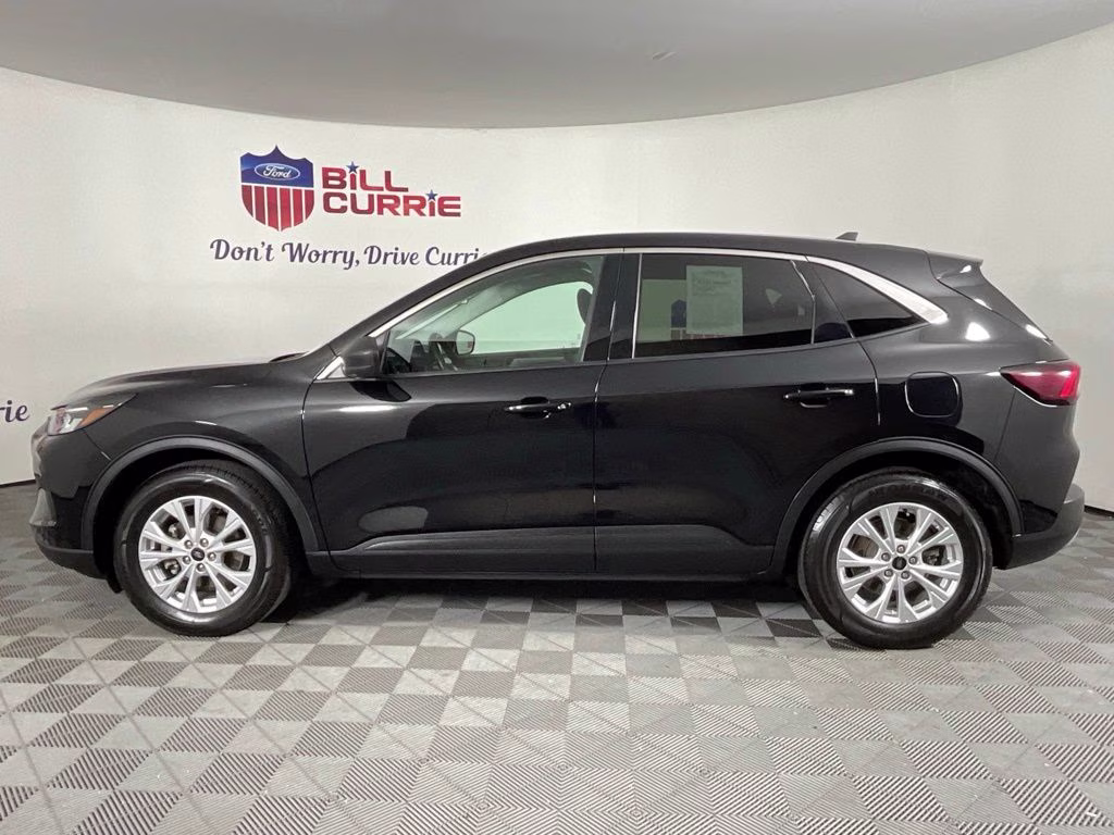 2024 Black Metallic Ford Escape Active FWD SUV