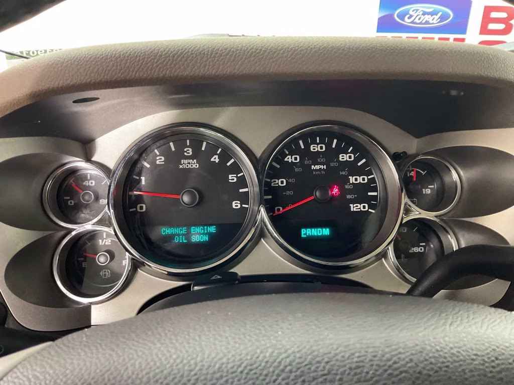 2013 Topaz Metallic Chevrolet Silverado 1500 LT RWD Truck
