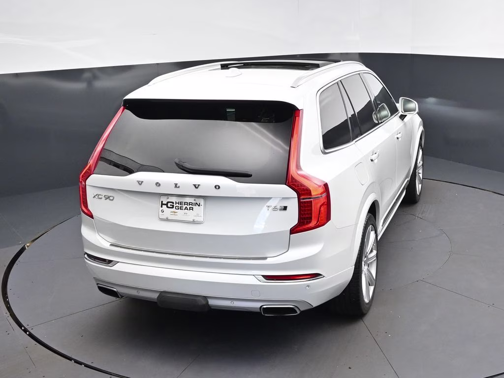 2019 Crystal White Pearl Volvo XC90 T6 Inscription AWD SUV
