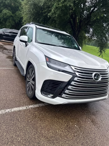2022 White Pearl Lexus LX 600 Luxury 4X4 SUV