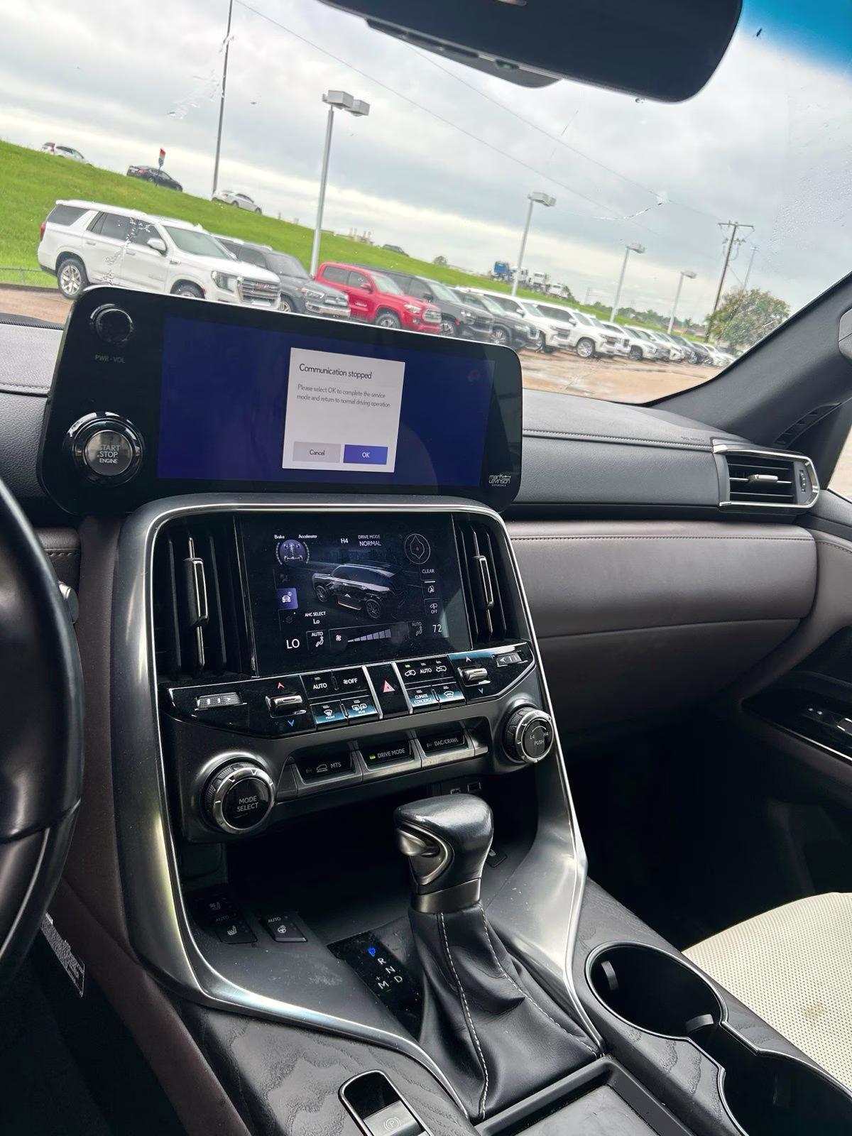 2022 White Pearl Lexus LX 600 Luxury 4X4 SUV