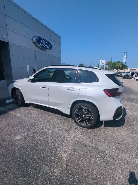2024 Mineral White Metallic BMW X1 xDrive28i AWD SUV