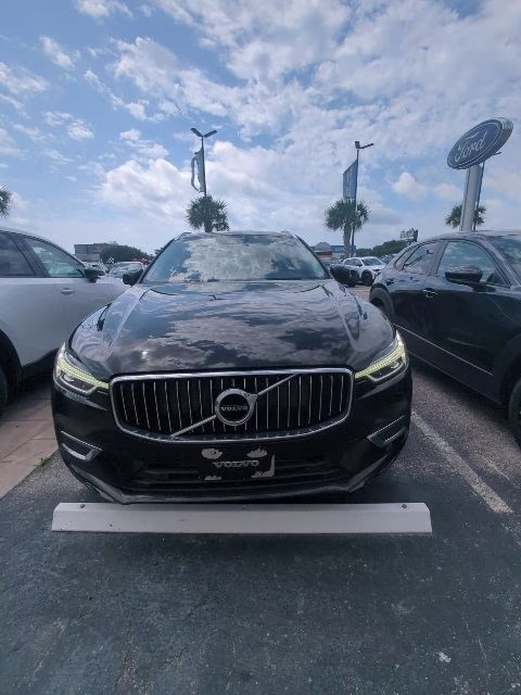 2019 Onyx Black Metallic Volvo XC60 T6 Inscription AWD SUV