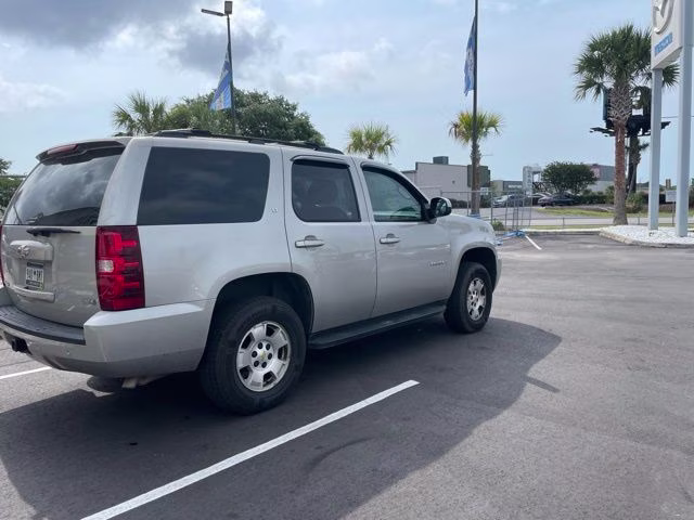 2009 Silver Birch Metallic Chevrolet Tahoe LT RWD SUV