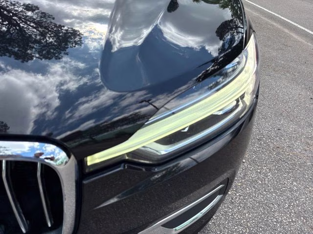 2019 Onyx Black Metallic Volvo XC60 T6 Inscription AWD SUV