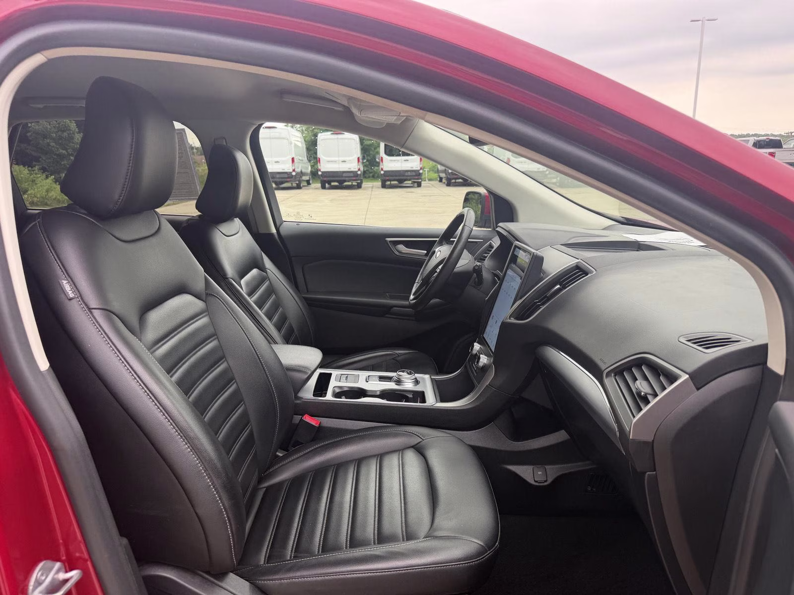 2022 Rapid Red Metallic Tinted Clearcoat Ford Edge SEL AWD Crossover