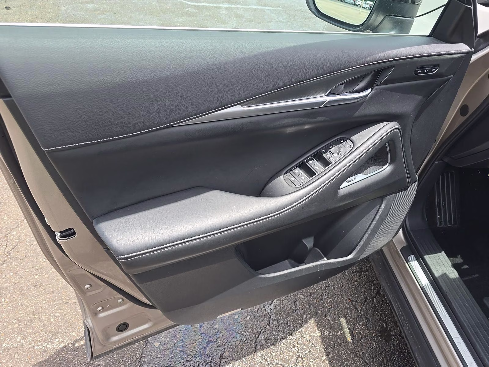 2026 Titanium INFINITI QX60 LUXE FWD SUV