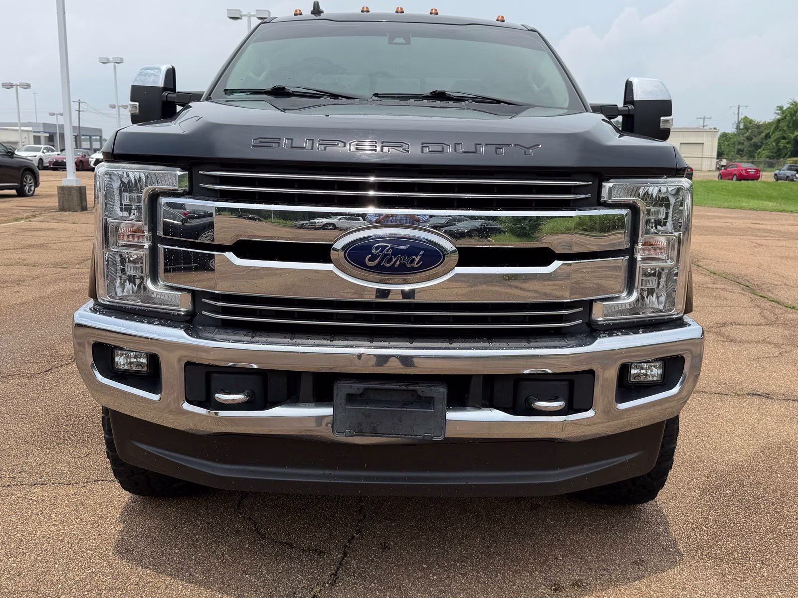 2019 Black Metallic Ford Super Duty F-250 SRW Lariat 4X4 Truck