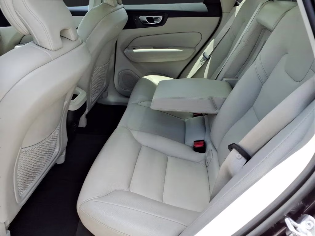 2023 BLACK STONE Volvo XC60 Core FWD SUV