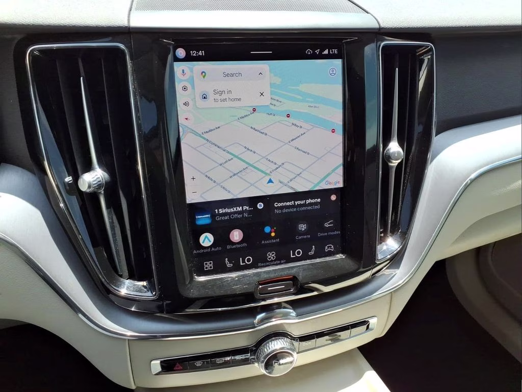 2023 BLACK STONE Volvo XC60 Core FWD SUV
