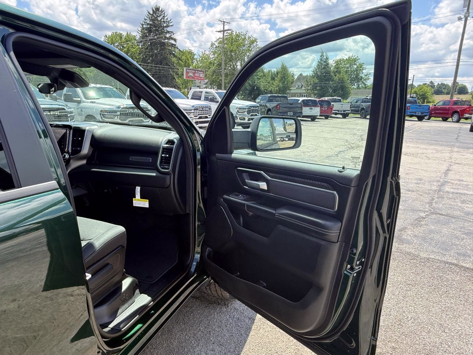 2026 SERRANO GREEN METALLIC Ram 1500 Big Horn 4X4 Truck