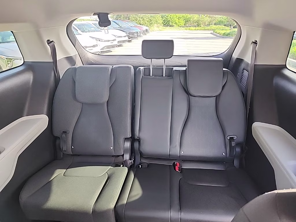 2022 Aurora Black Kia Carnival LX FWD Van