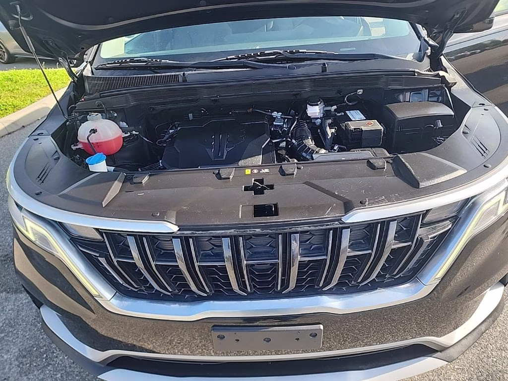 2022 Aurora Black Kia Carnival LX FWD Van