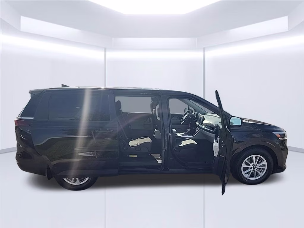 2022 Aurora Black Kia Carnival LX FWD Van