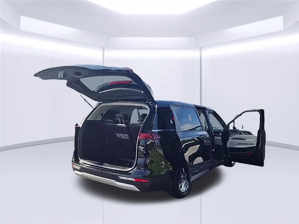 2022 Aurora Black Kia Carnival LX FWD Van