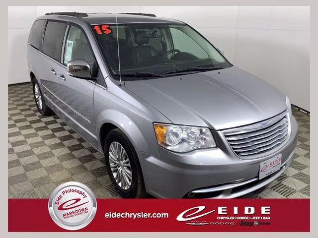 2015 Billet Silver Metallic Clearcoat Chrysler Town & Country Touring-L FWD Van