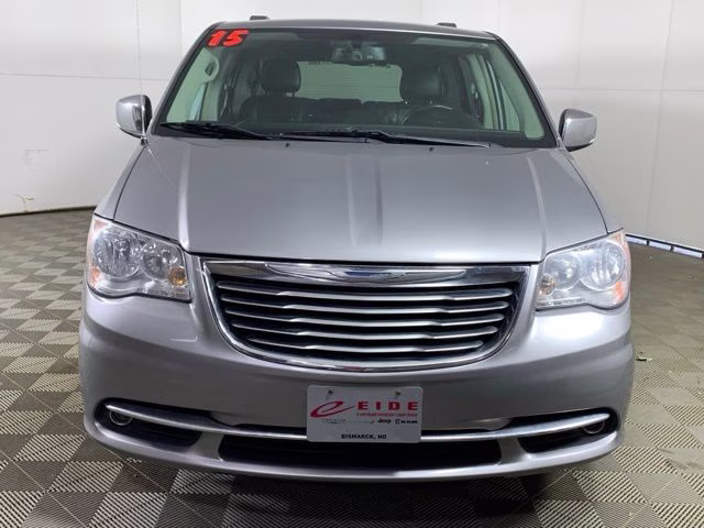 2015 Billet Silver Metallic Clearcoat Chrysler Town & Country Touring-L FWD Van
