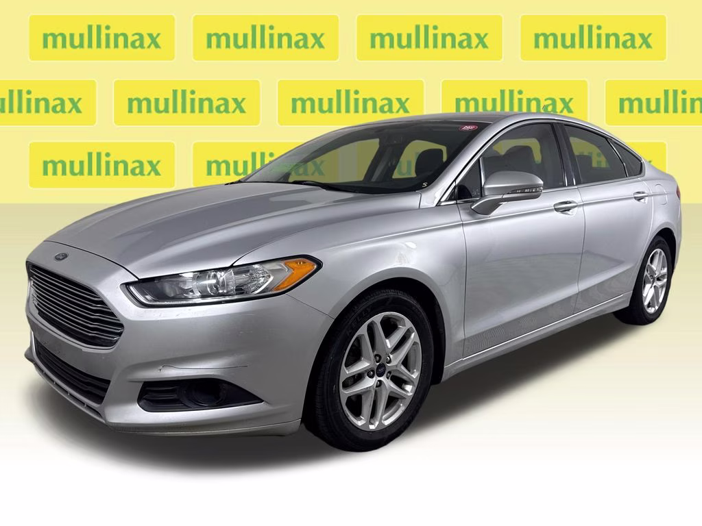 2016 Ingot Silver Ford Fusion SE FWD Sedan