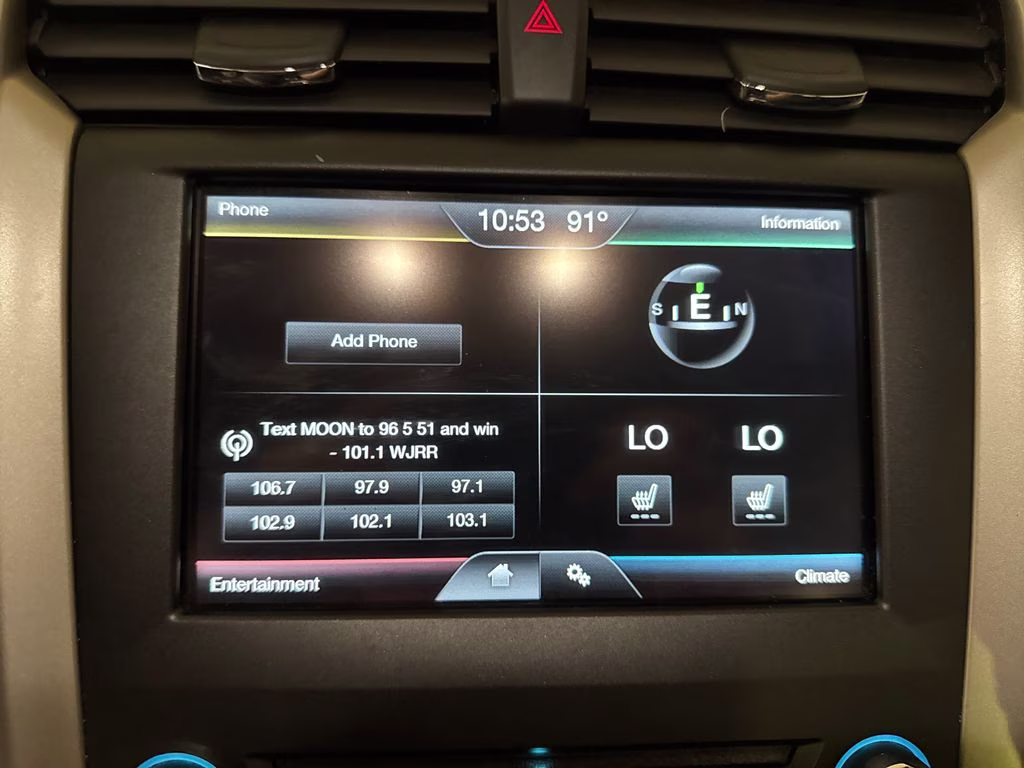 2016 Ingot Silver Ford Fusion SE FWD Sedan
