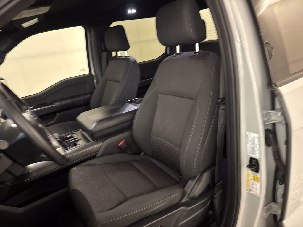 2024 Avalanche Ford F-150 XLT RWD Truck