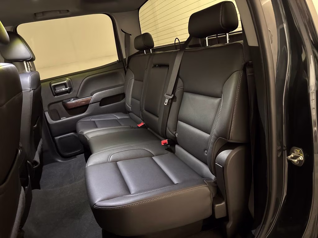2019 Dark Slate Metallic GMC Sierra 2500HD SLT 4X4 Truck