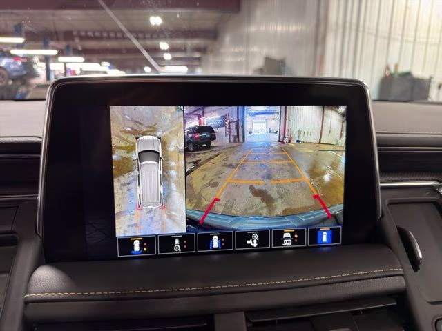 2022 Black GMC Yukon SLT 4X4 SUV