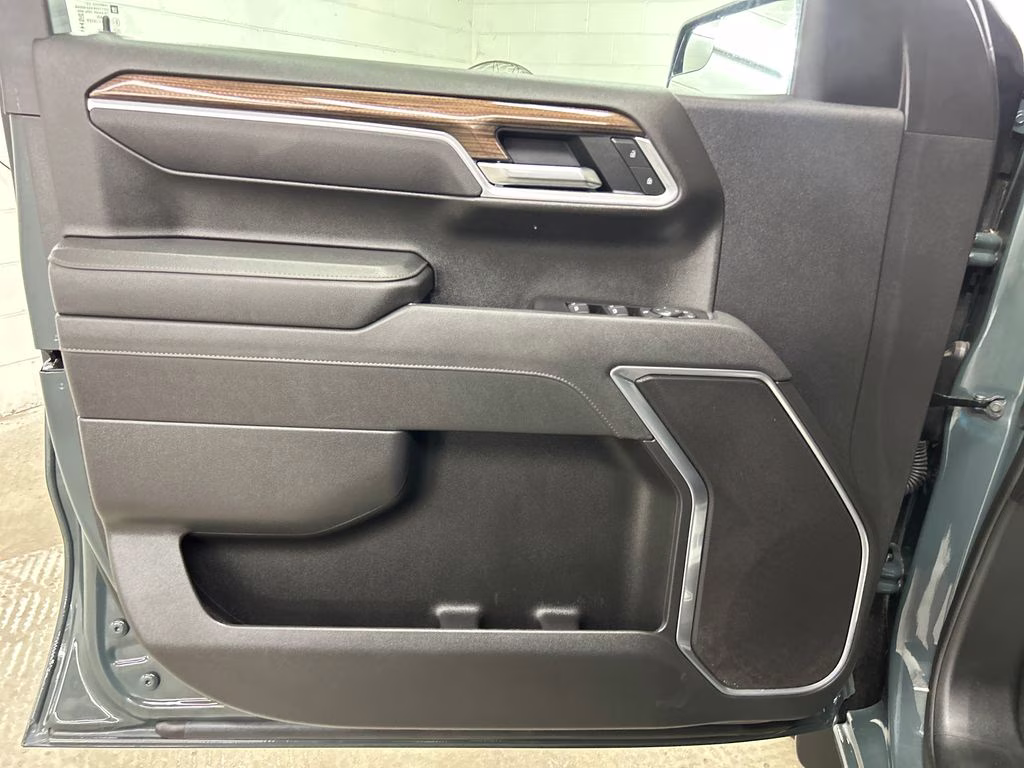 2025 Cypress Gray Chevrolet Silverado 1500 LT 4X4 Truck