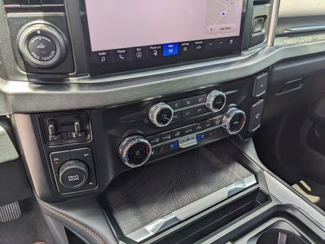 2024 Gray Metallic Ford Super Duty F-350 SRW Platinum 4X4 Truck