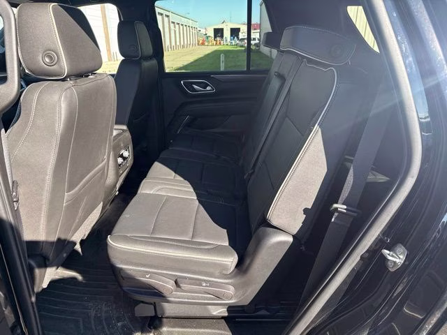 2022 Black GMC Yukon SLT 4X4 SUV