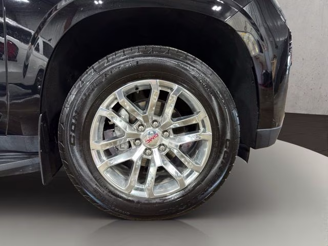 2022 Black GMC Yukon SLT 4X4 SUV