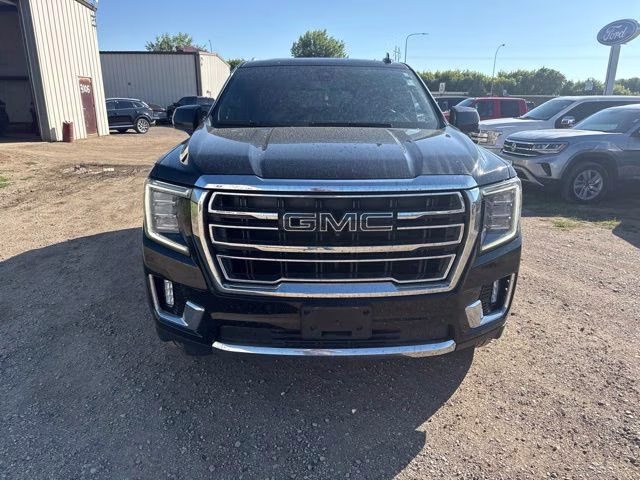 2022 Black GMC Yukon SLT 4X4 SUV