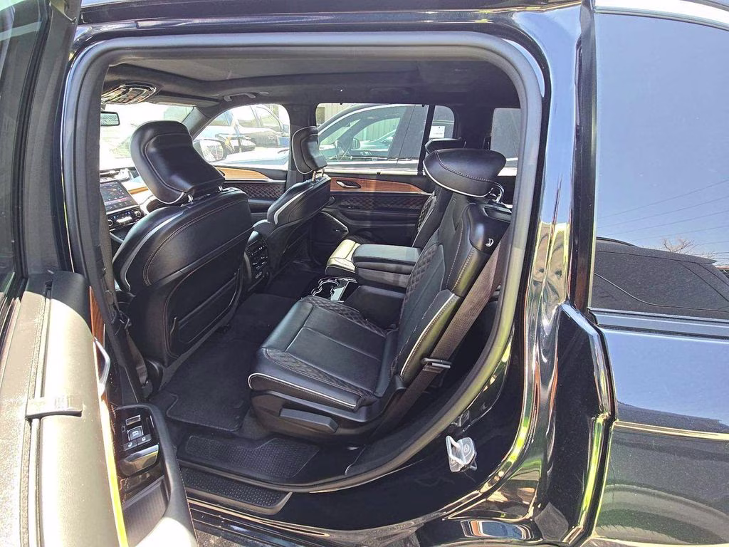 2024 Midnight Sky Jeep Grand Cherokee L Summit Reserve w/Pro-Tech & Luxury Pkgs 4X4 SUV