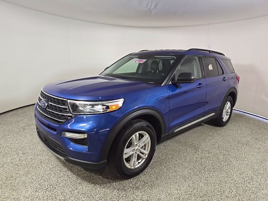 Used 2022 Ford Explorer XLT with VIN 1FMSK8DH7NGB03752 for sale in Forest Lake, Minnesota
