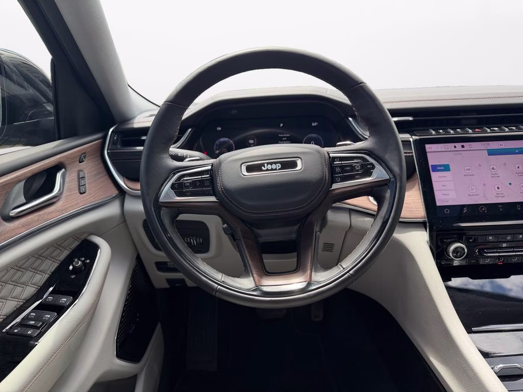 2022 Baltic Gray Metallic Clearcoat Jeep Grand Cherokee L Summit w/Tech & Luxury Pkgs 4X4 SUV