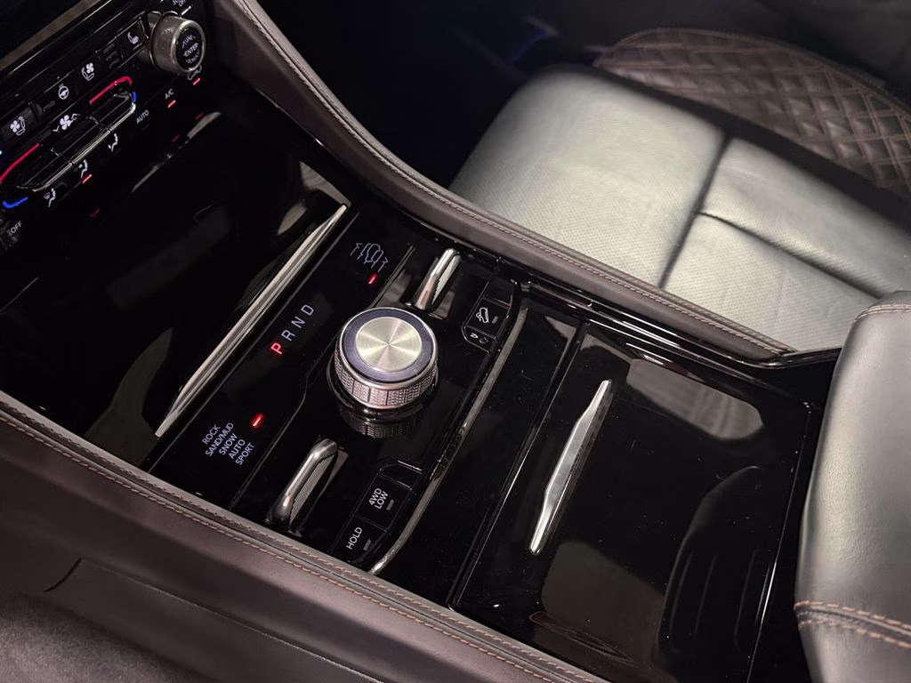 2024 Midnight Sky Jeep Grand Cherokee L Summit Reserve w/Pro-Tech & Luxury Pkgs 4X4 SUV