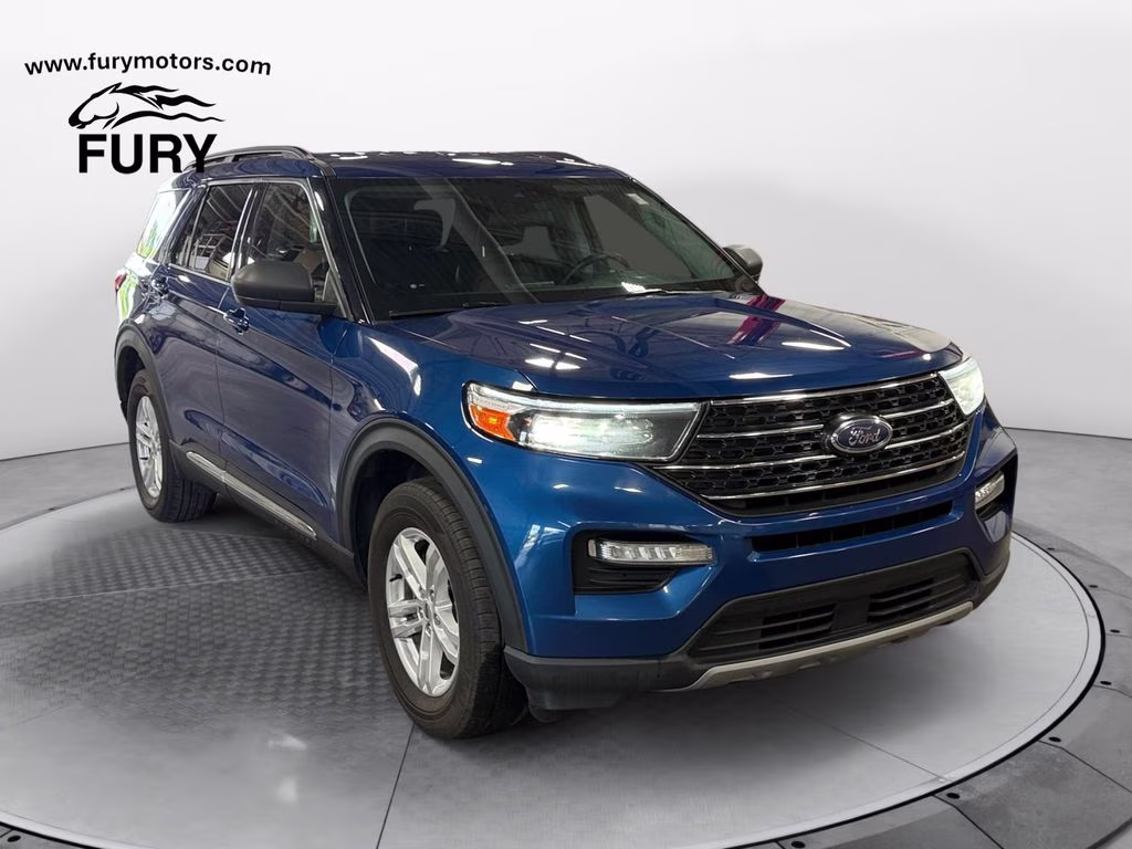 2022 Blue Ford Explorer XLT w/Trailer Tow Pkg 4X4 SUV