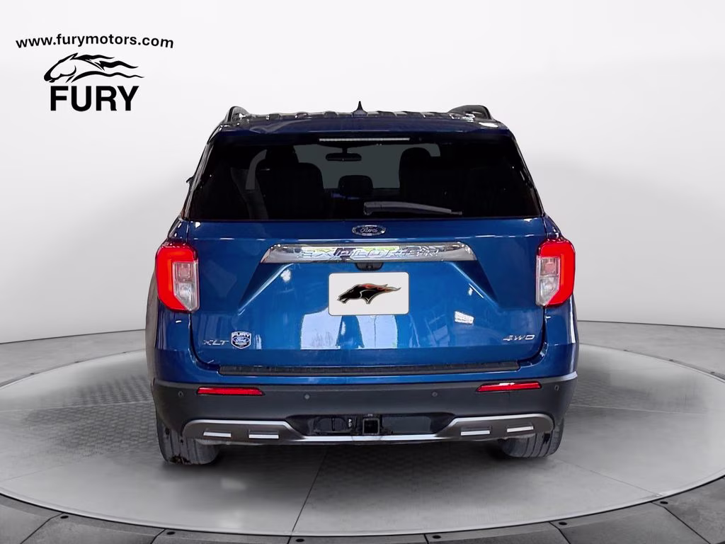 2022 Blue Ford Explorer XLT w/Trailer Tow Pkg 4X4 SUV