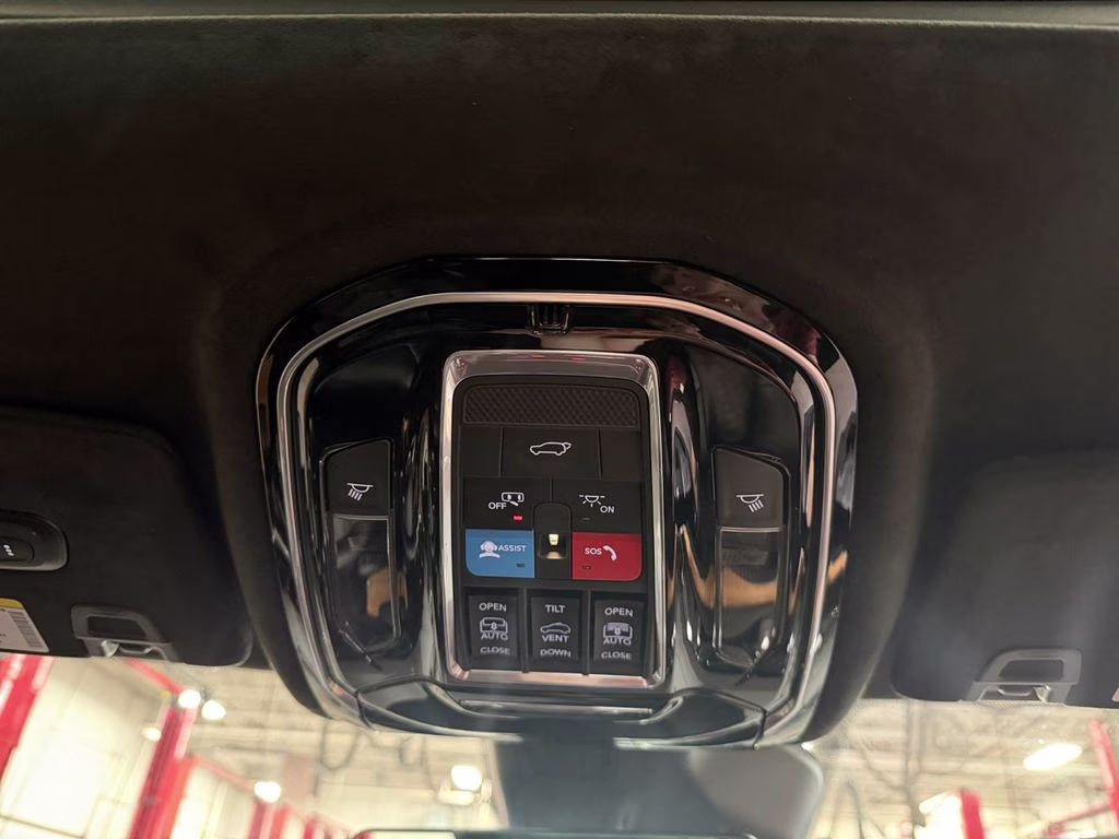 2024 Midnight Sky Jeep Grand Cherokee L Summit Reserve w/Pro-Tech & Luxury Pkgs 4X4 SUV