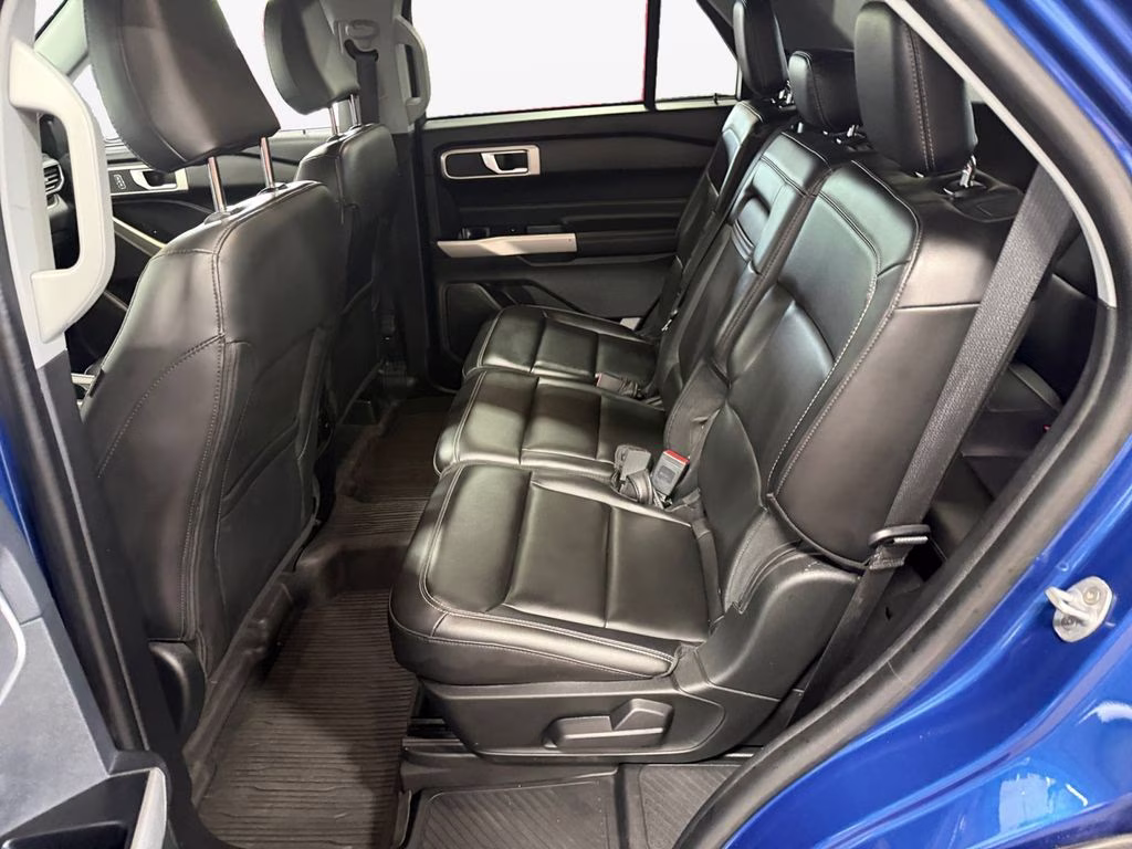 2022 Blue Ford Explorer XLT w/Trailer Tow Pkg 4X4 SUV