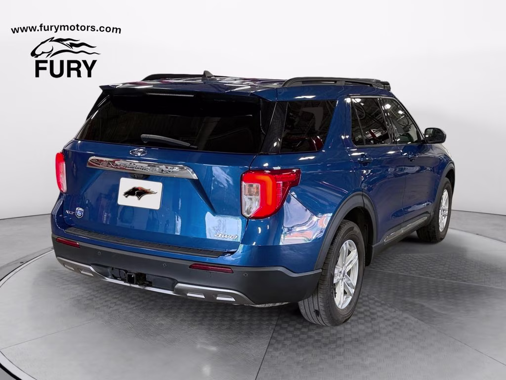 2022 Blue Ford Explorer XLT w/Trailer Tow Pkg 4X4 SUV
