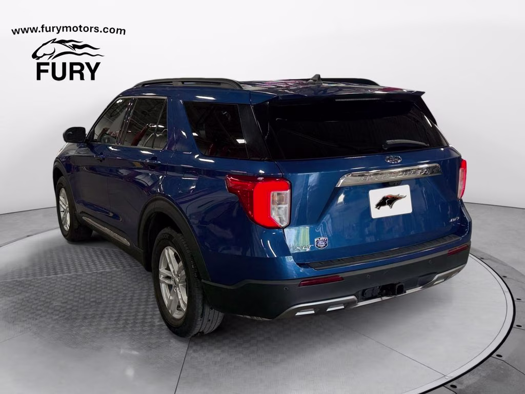 2022 Blue Ford Explorer XLT w/Trailer Tow Pkg 4X4 SUV