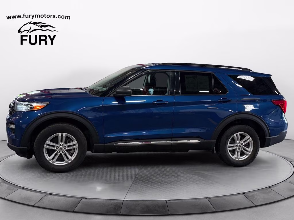 2022 Blue Ford Explorer XLT w/Trailer Tow Pkg 4X4 SUV