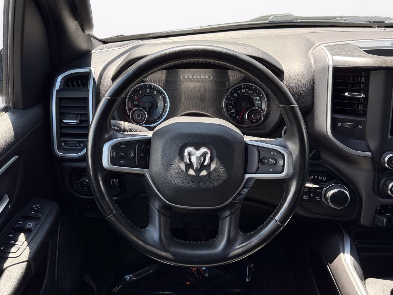 2022 Diamond Black Crystal Pearlcoat Ram 1500 Big Horn/Lone Star 4X4 Truck